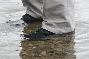 lightweight waterproof combat boots